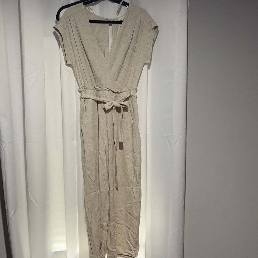Belted jumpsuit with pockets